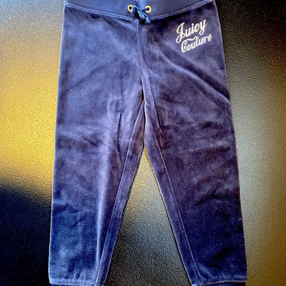New with tags juicy couture regal Zuma pant in navy velour.  size 4/5 - Picture 1 of 4